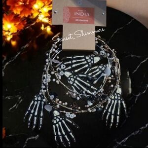 6ft Sparkly Glass Beaded Skeleton Hand Fall HALLOWEEN Black White Garland NEW